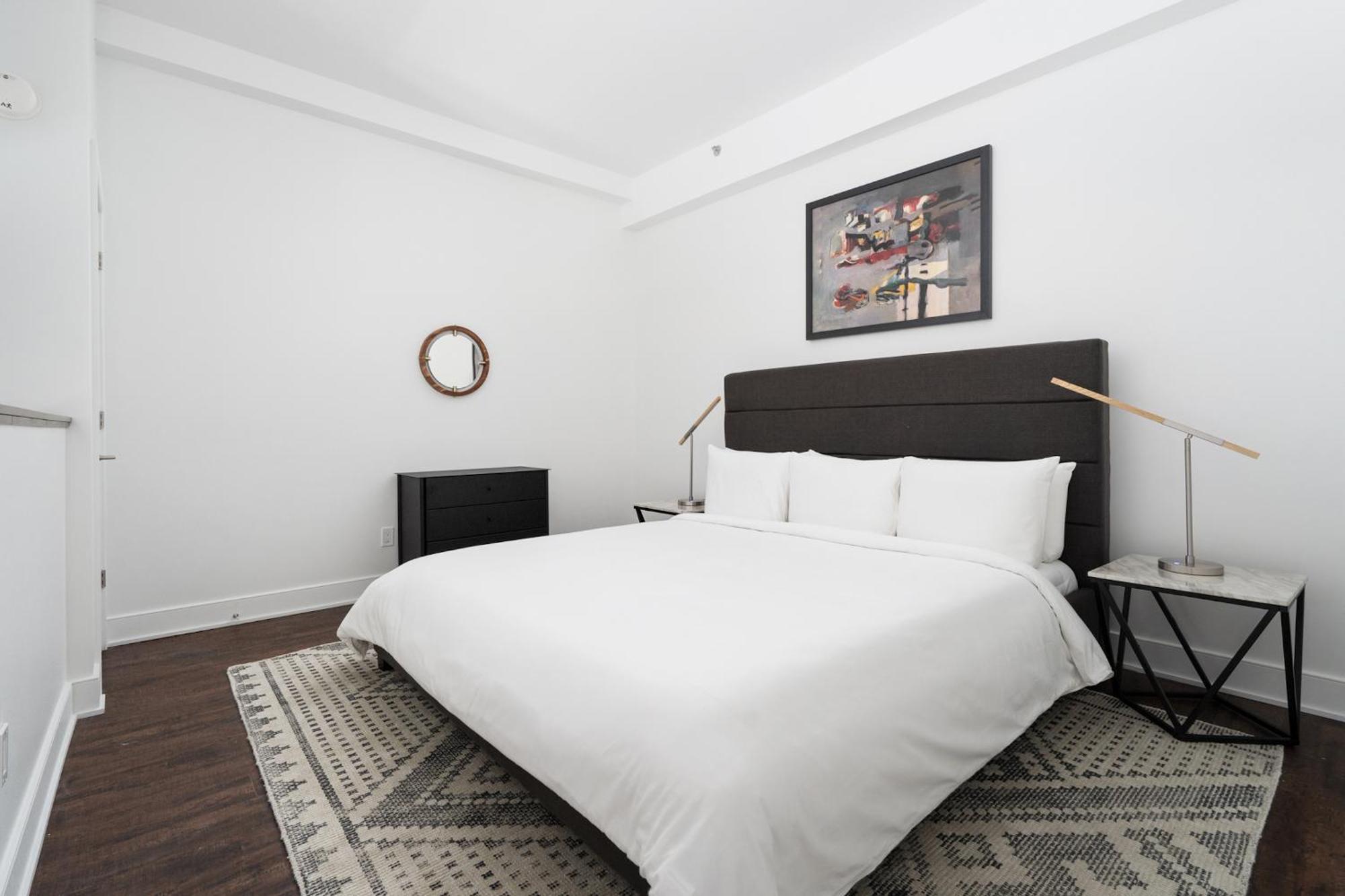 Sonder Gare Saint Denis Aparthotel Монреал Стая снимка
