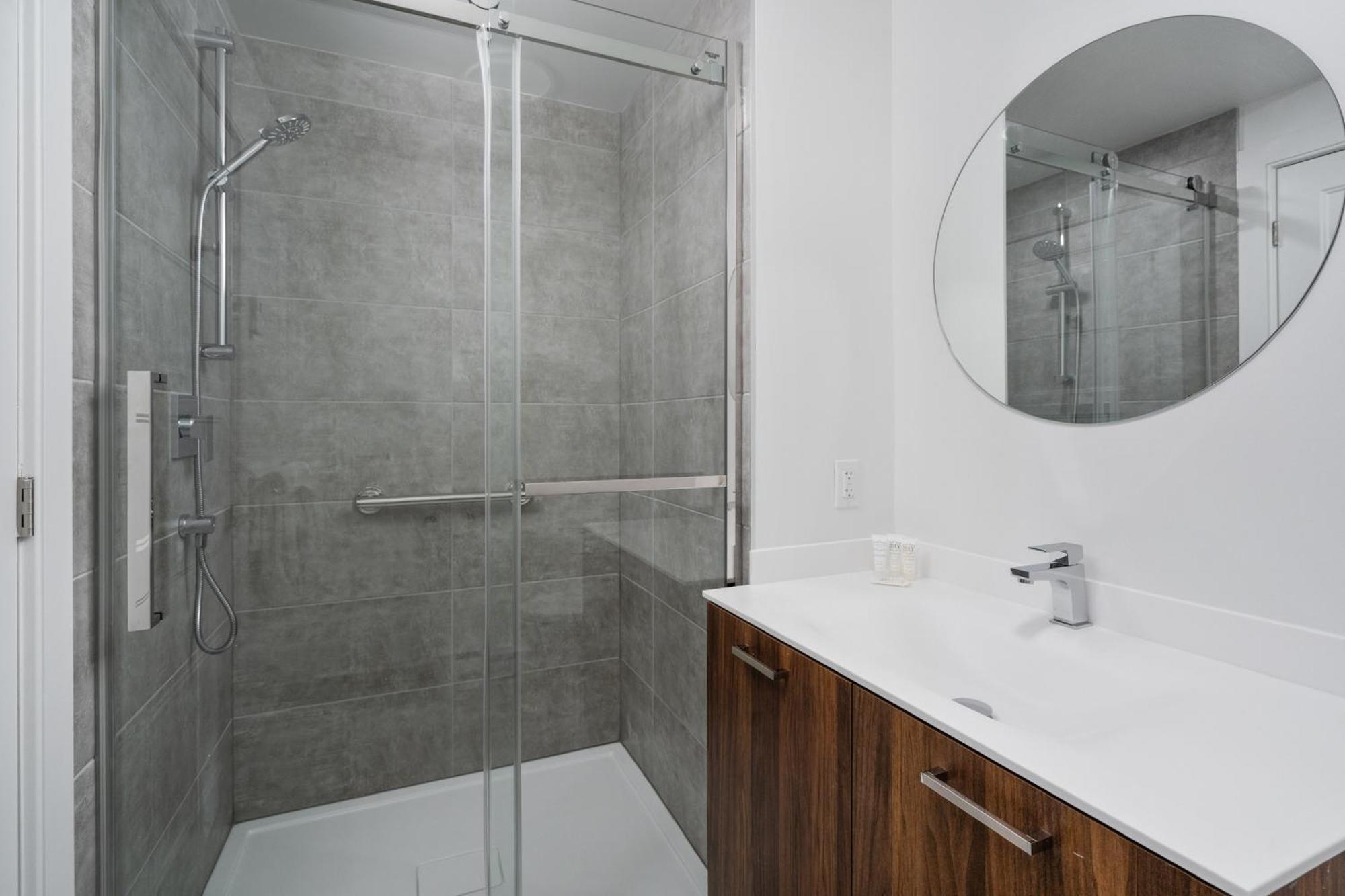 Sonder Gare Saint Denis Aparthotel Монреал Стая снимка